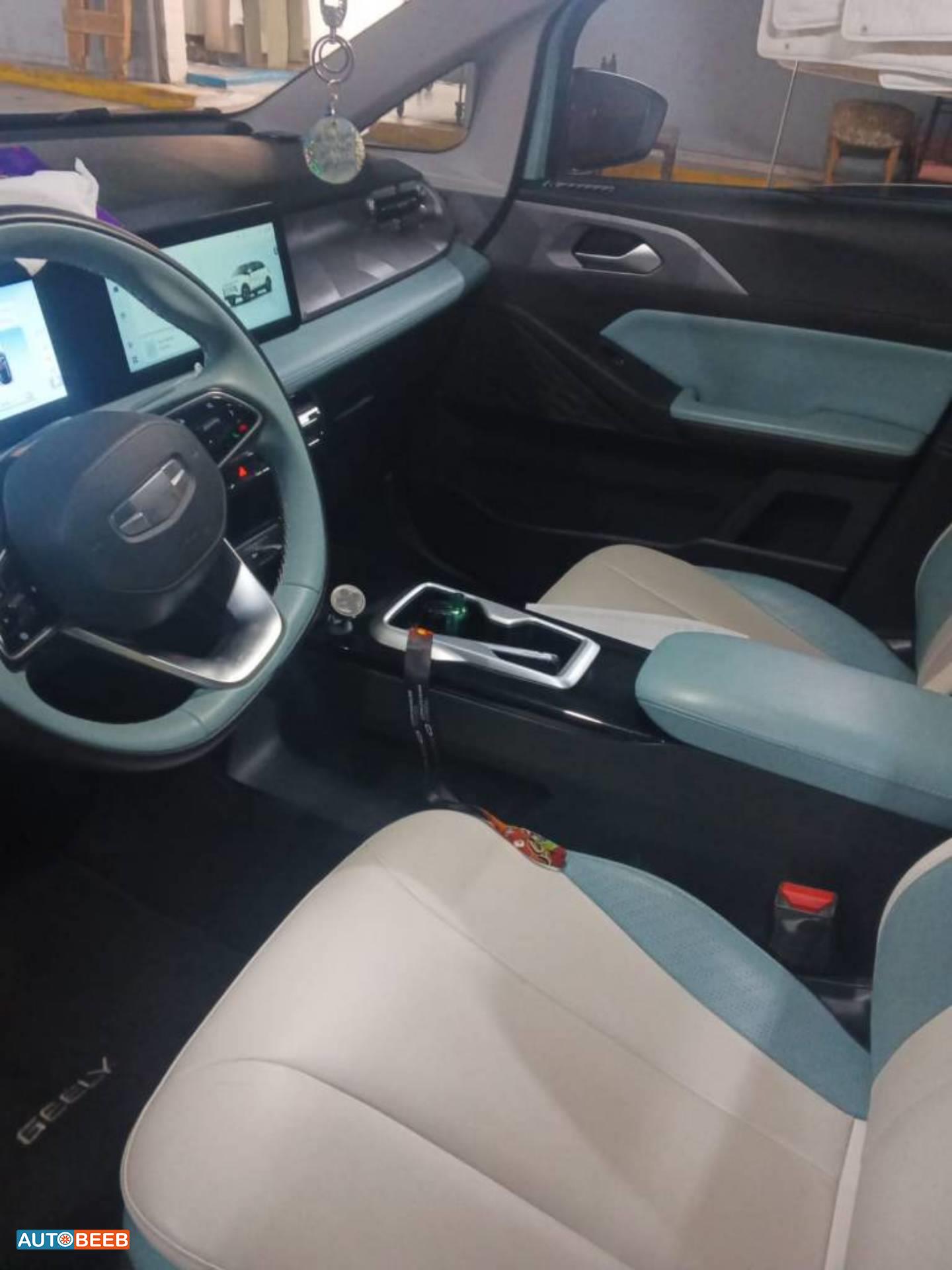 جيلي جيوماتري E 2025