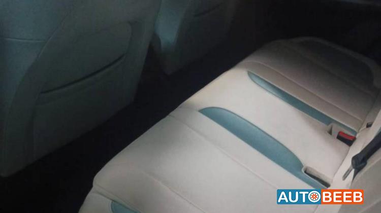 جيلي جيوماتري E 2025