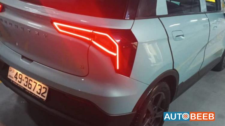 جيلي جيوماتري E 2025