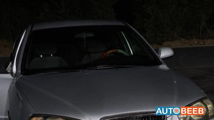 هيونداي افانتي 2001