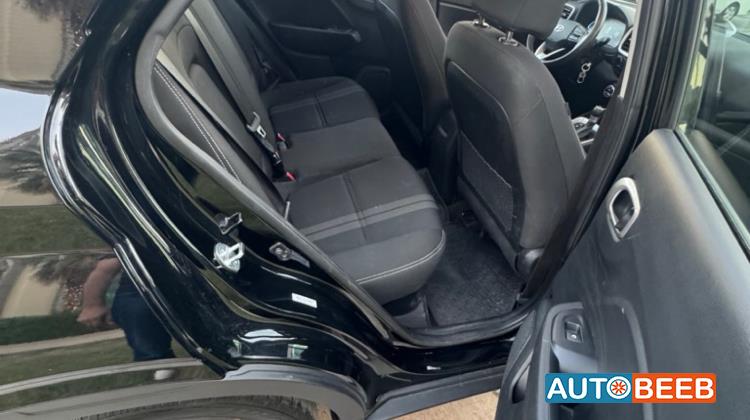 هيونداي فينيو 2023