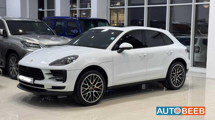 Porsche Macan 2021