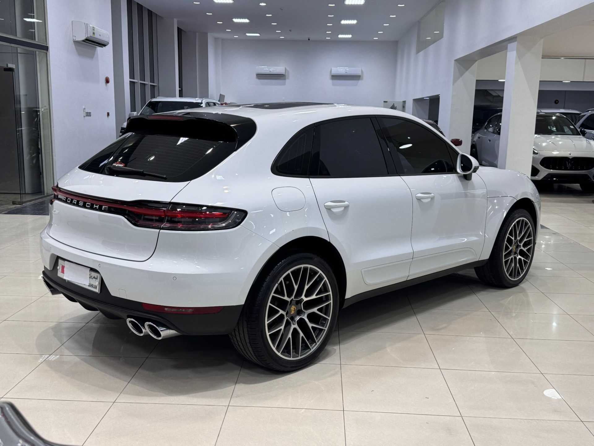 Porsche Macan 2021