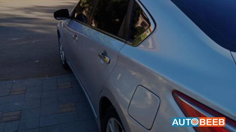 نيسان التيما 2012