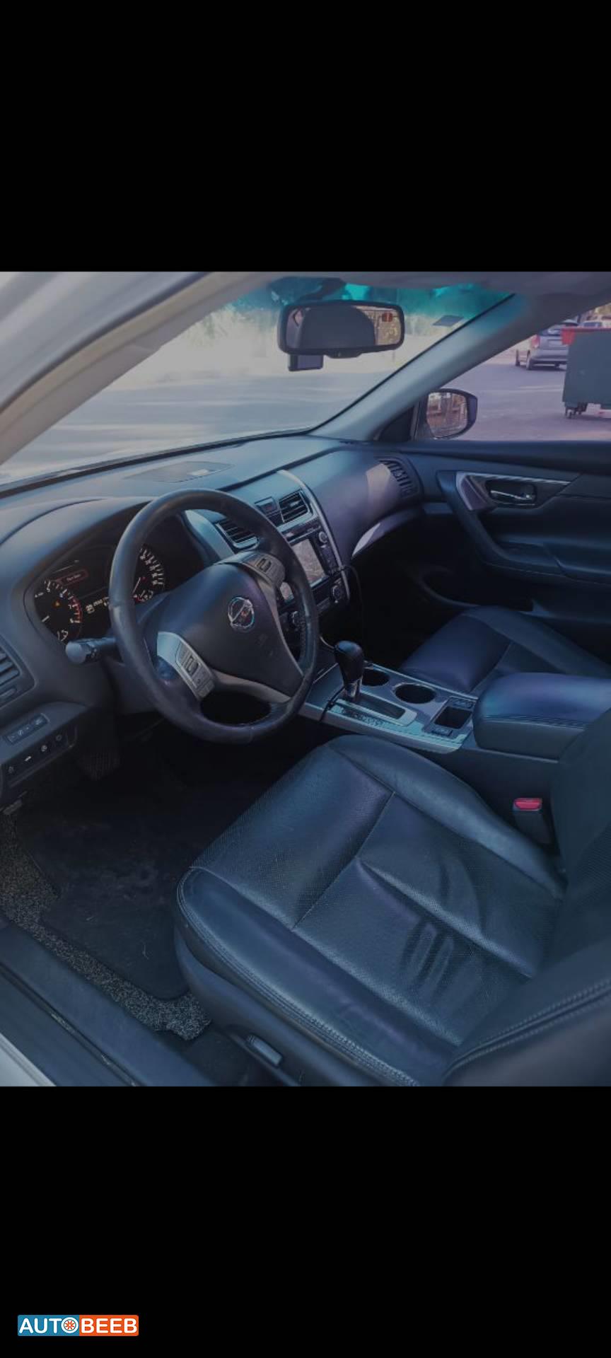 نيسان التيما 2012