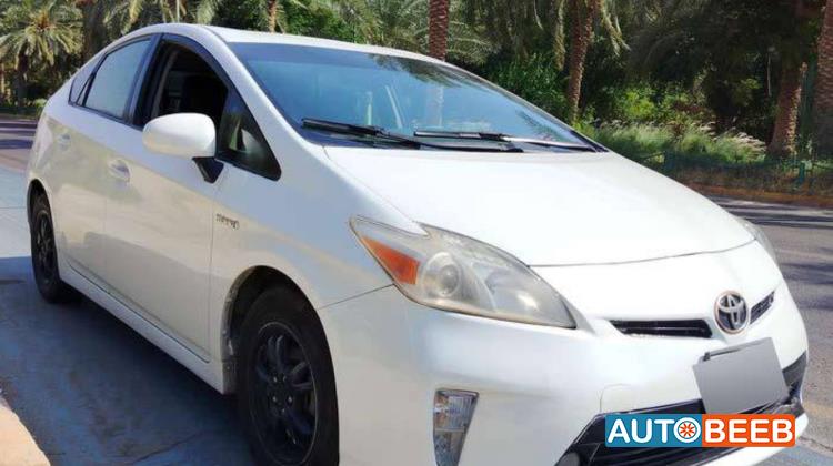 تويوتا بريوس 2013