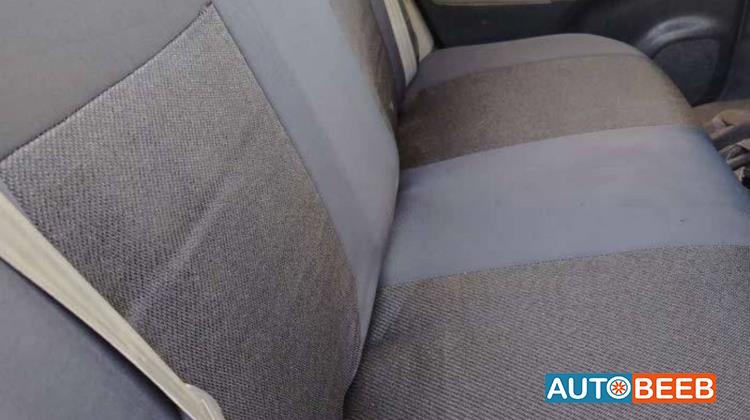 تويوتا بريوس 2013