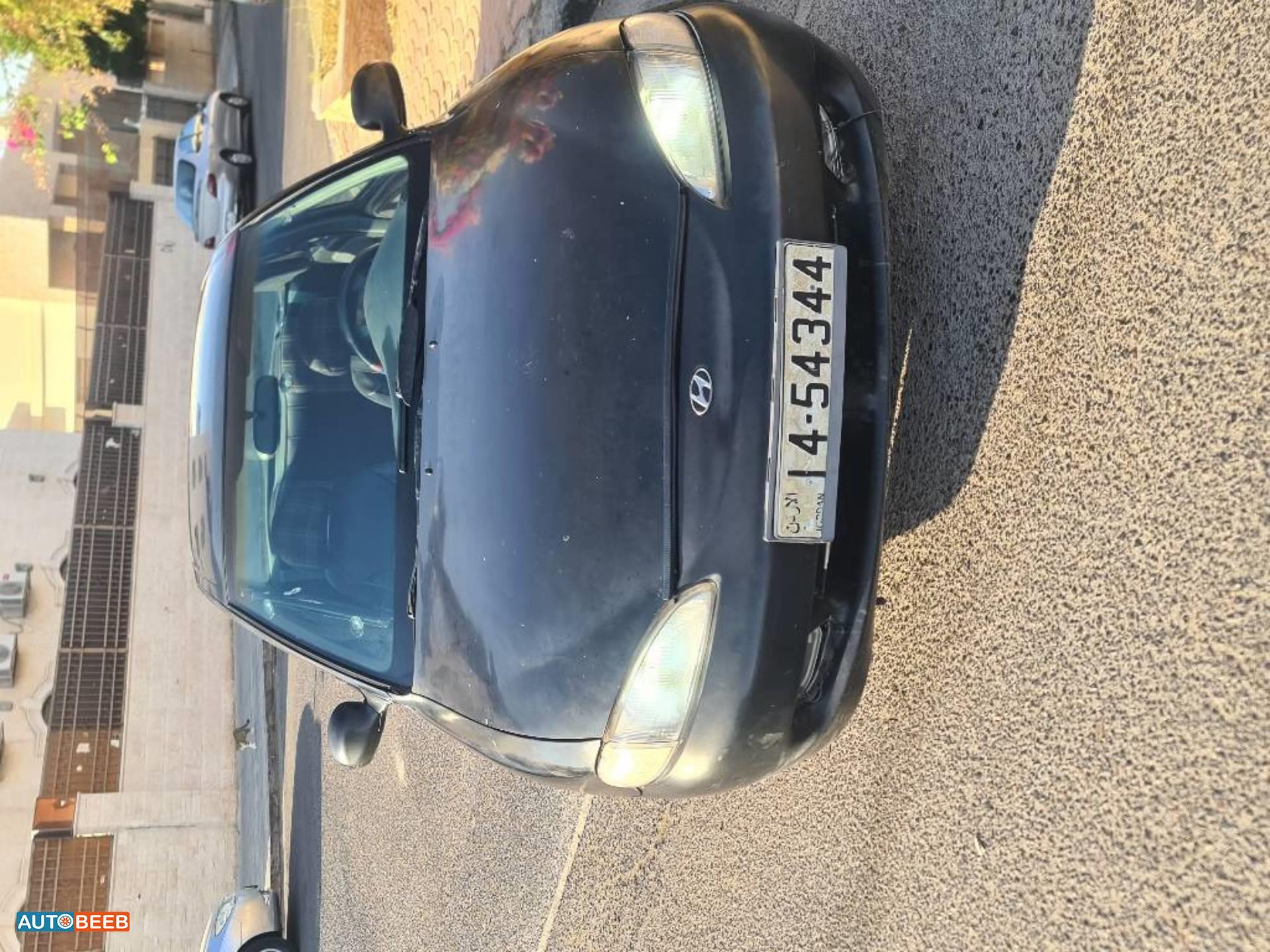 Hyundai Elantra 1996