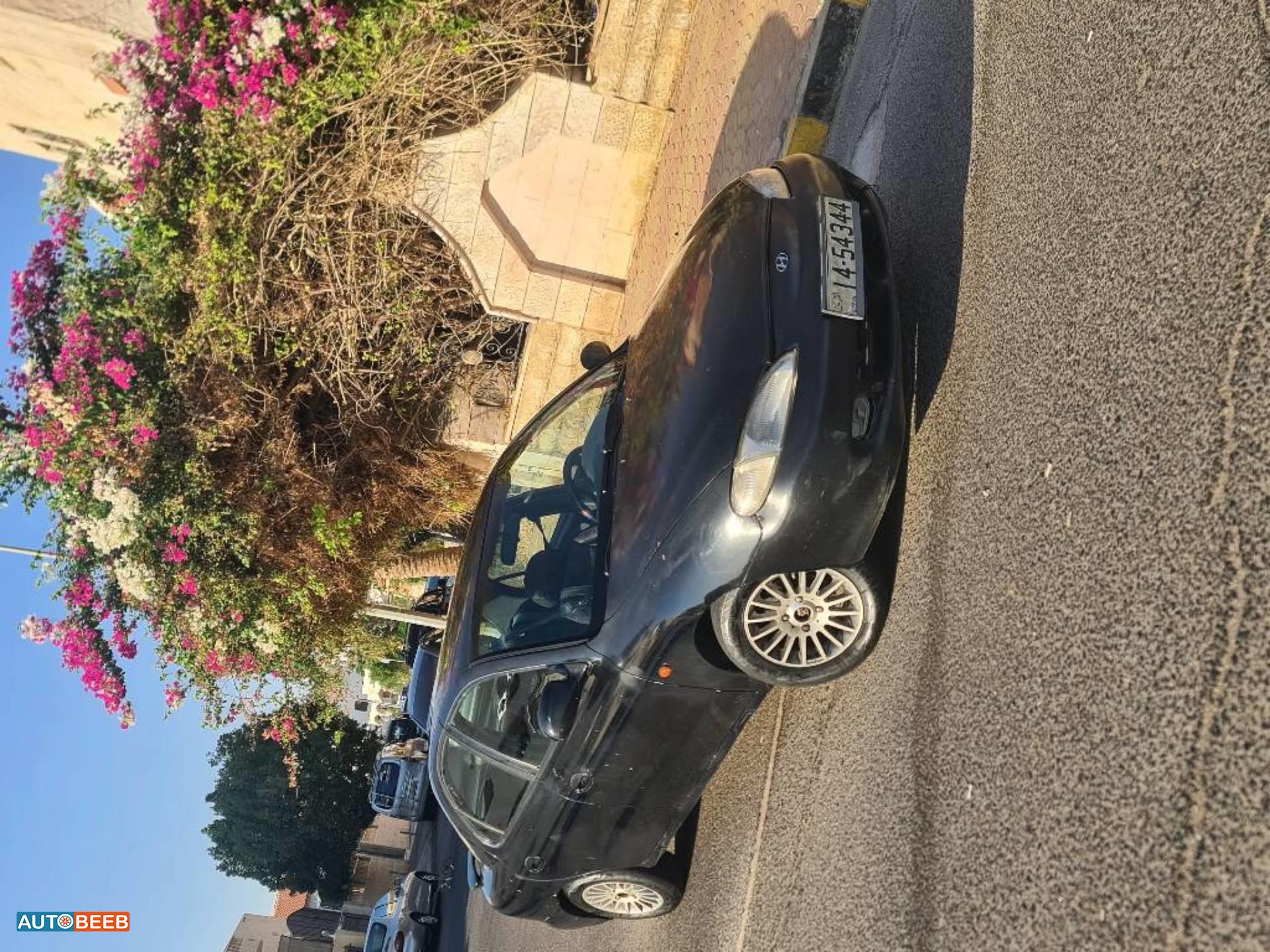 Hyundai Elantra 1996