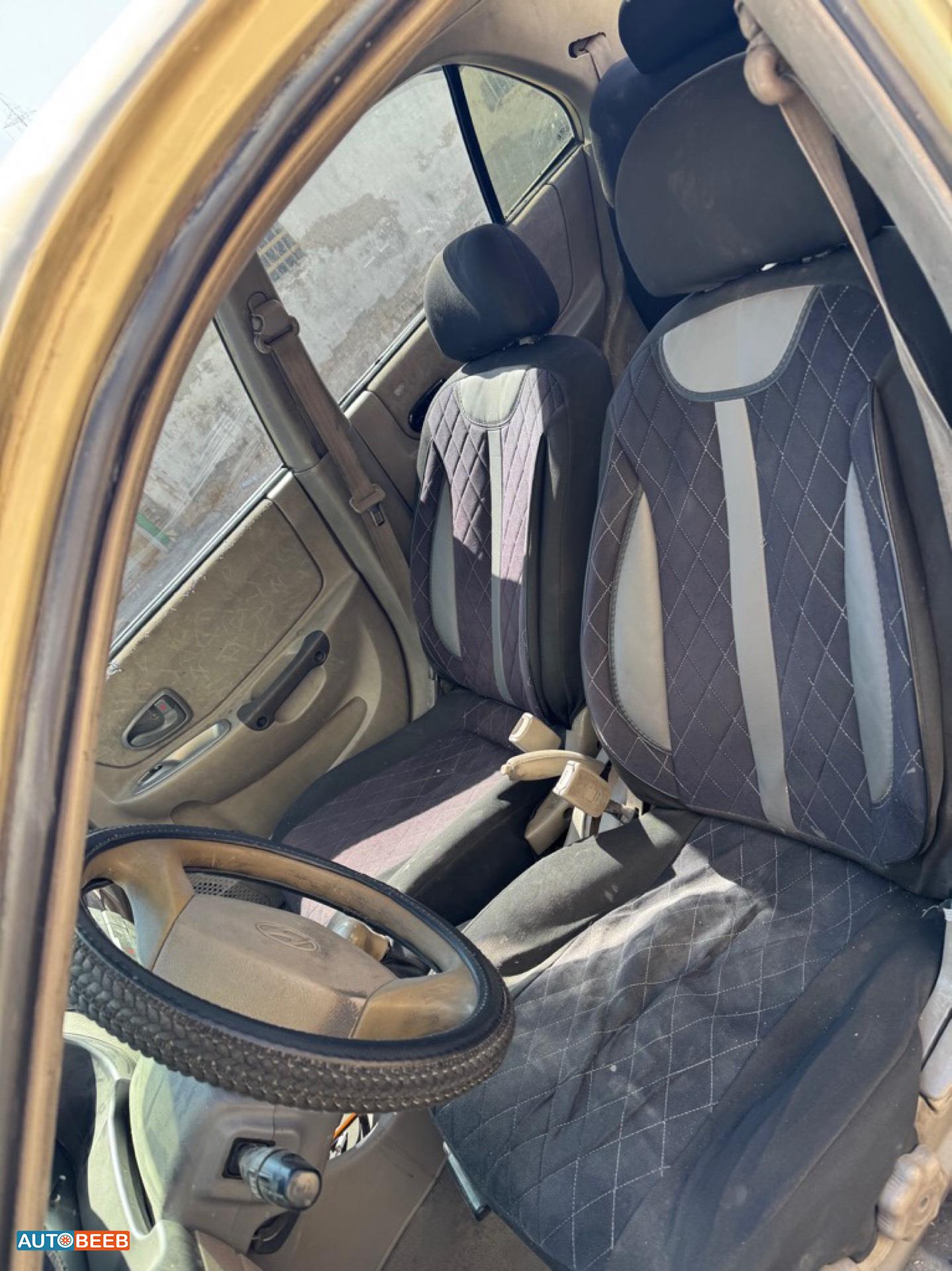 هيونداي فيرنا 1999