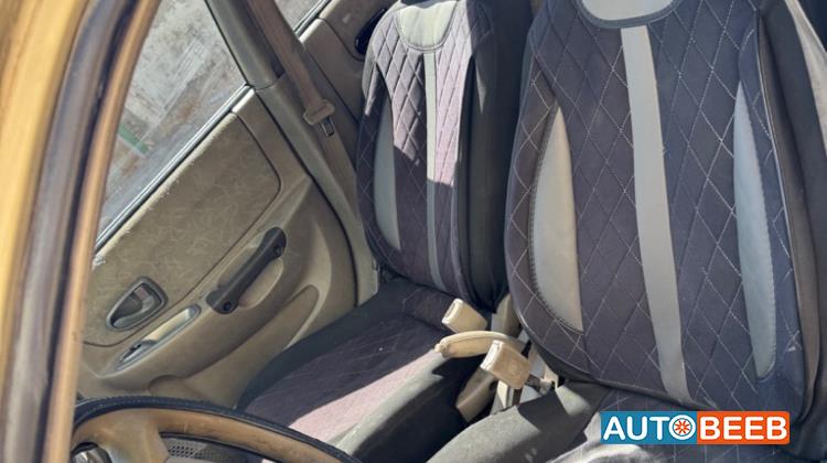 هيونداي فيرنا 1999