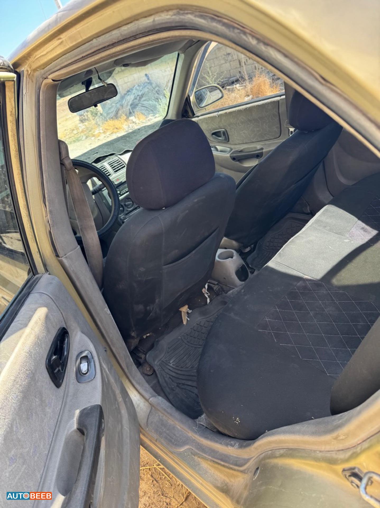 هيونداي فيرنا 1999