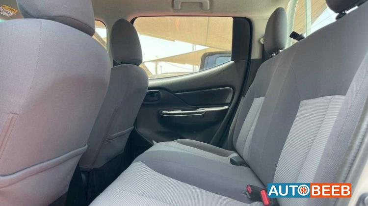Mitsubishi L200 2022