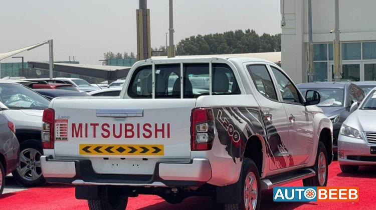 Mitsubishi L200 2022