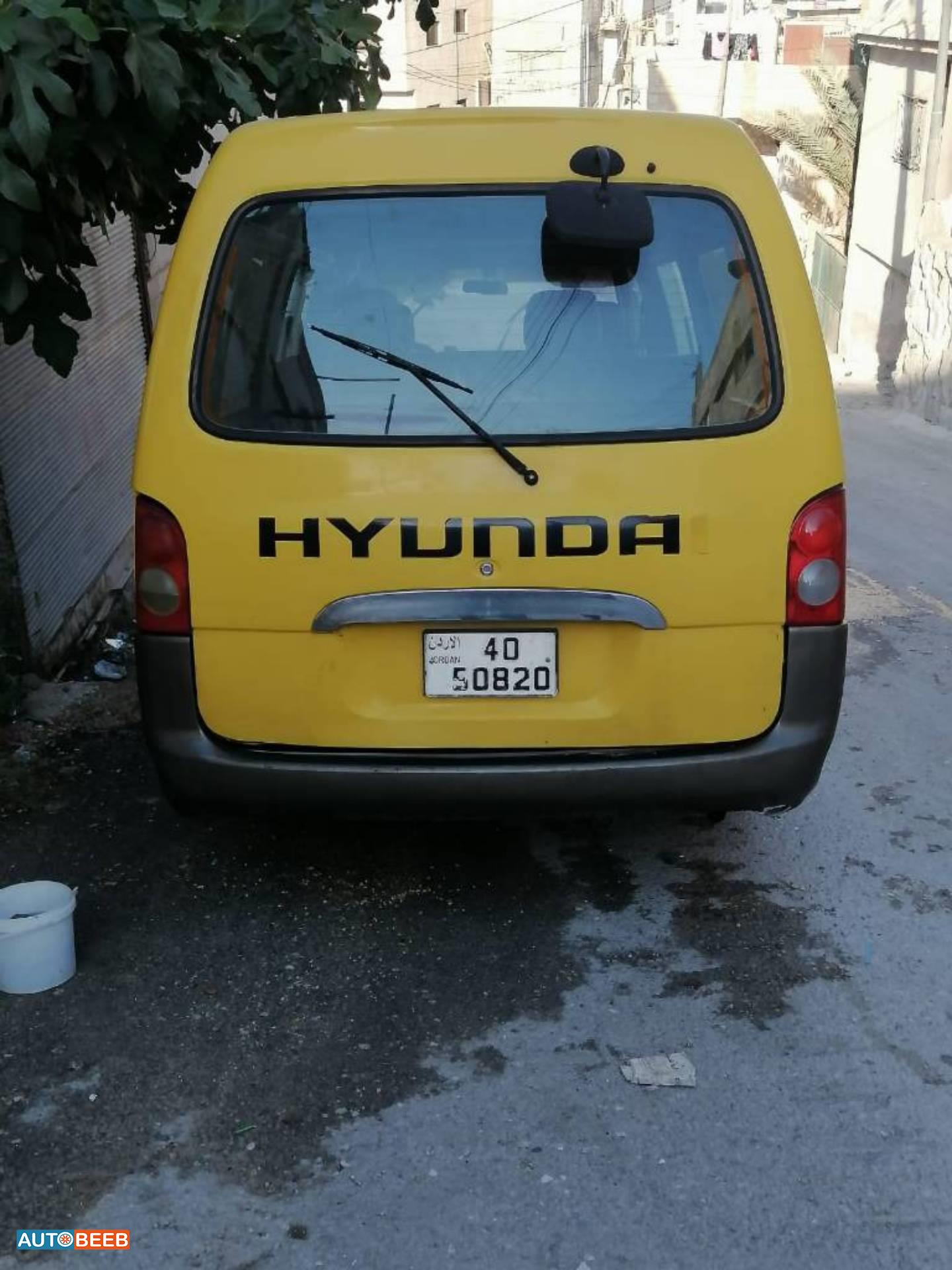 ميني باص هيونداي 2001