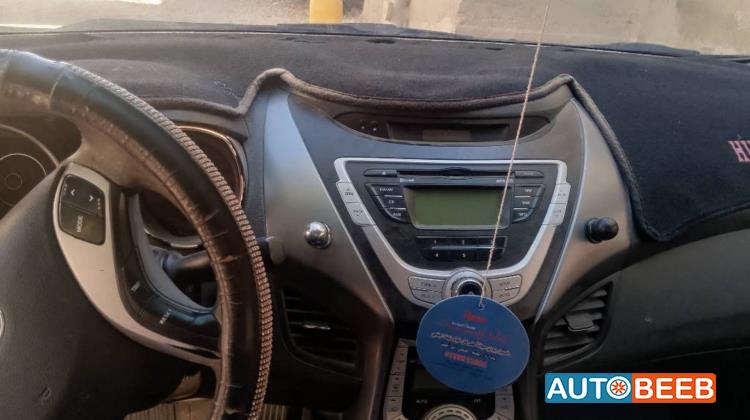 هيونداي افانتي 2011