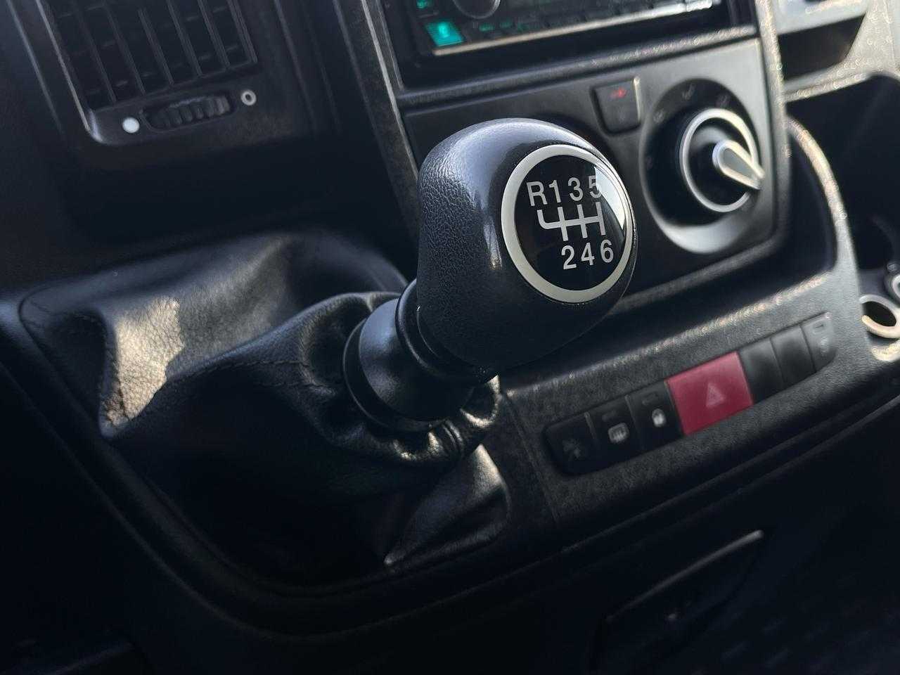 Minivan Peugeot 2021