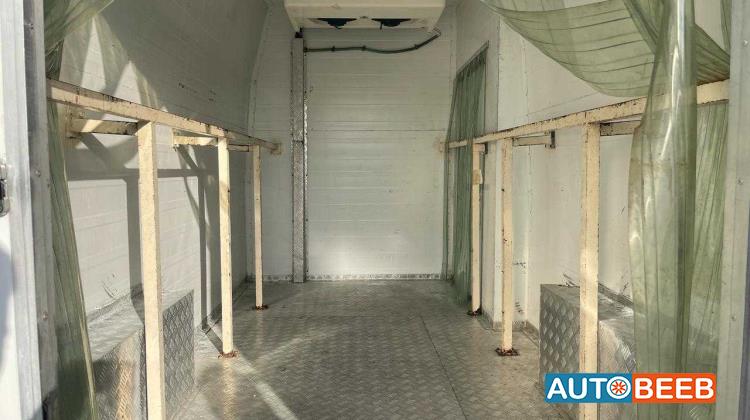 Minivan Peugeot 2021