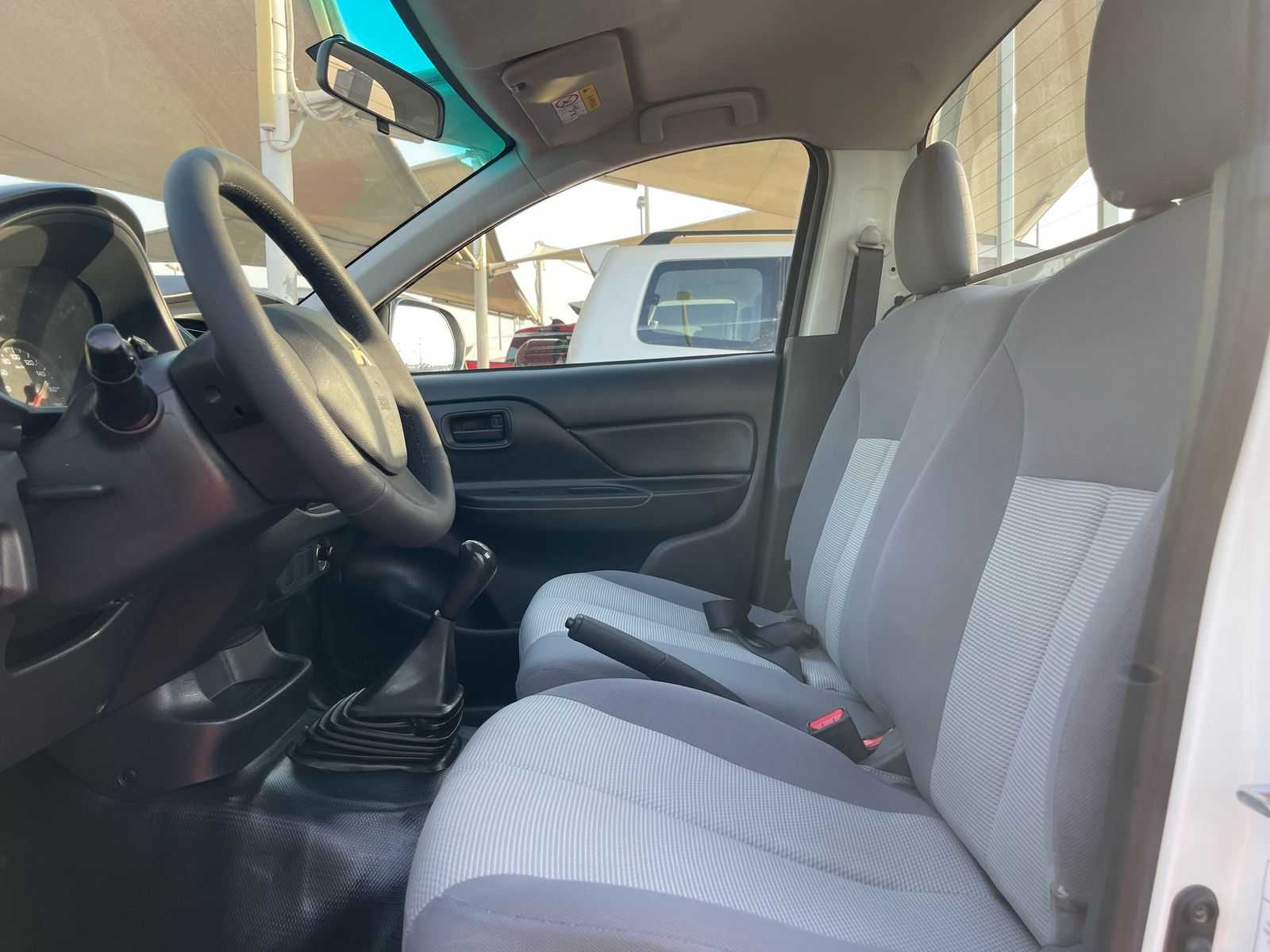 Mitsubishi L200 2021