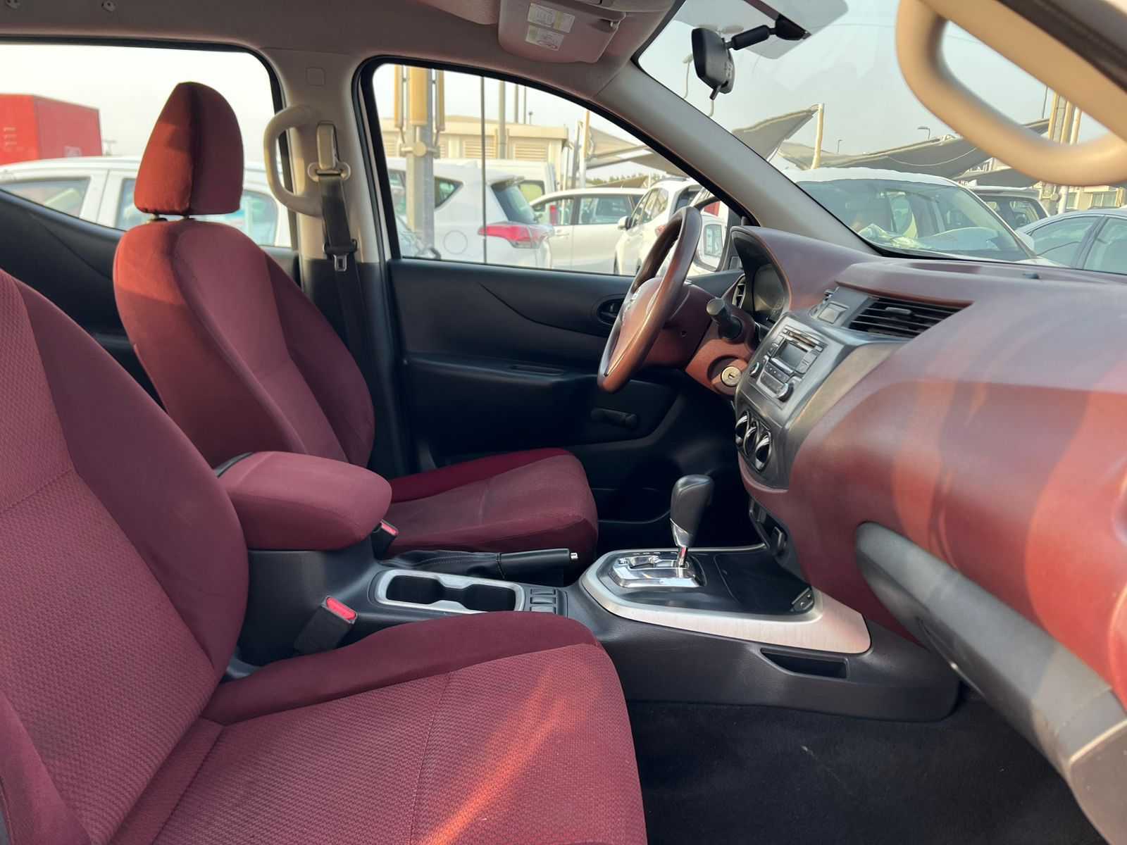 نيسان نافارا 2020