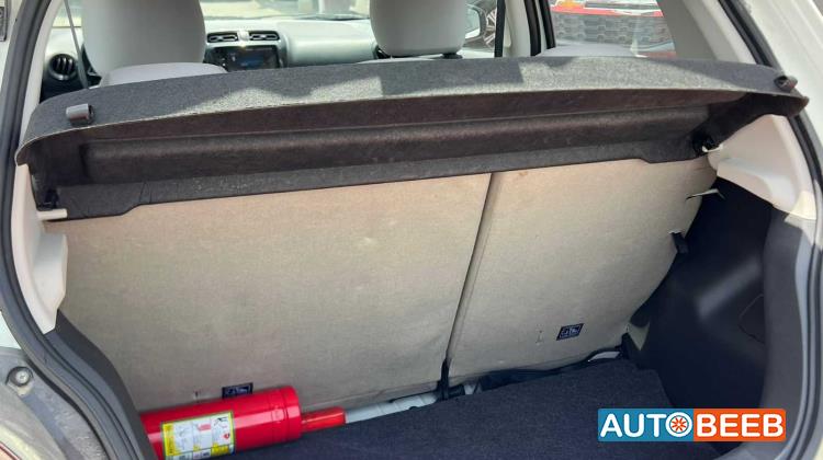 Mitsubishi Mirage 2023