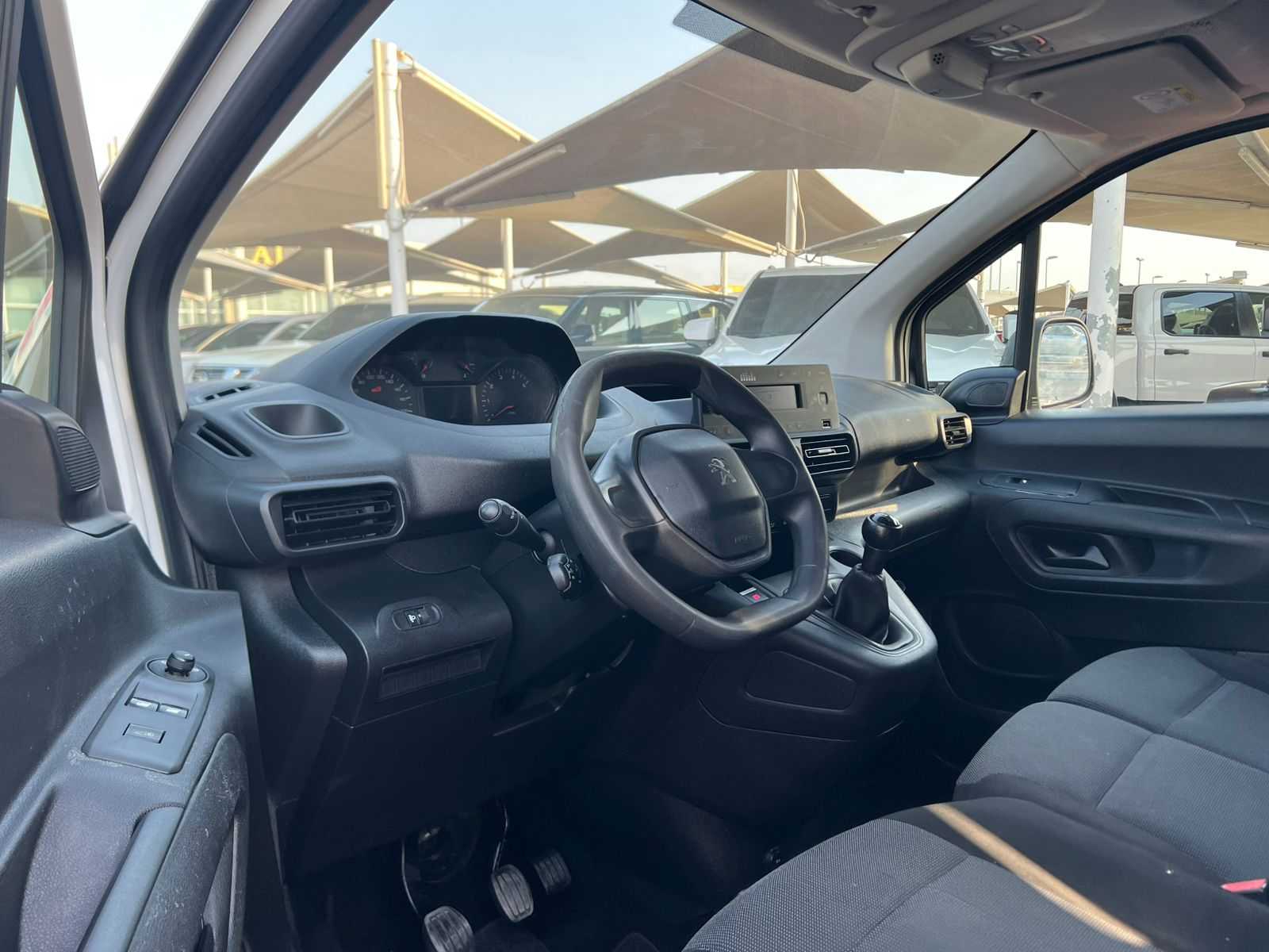 بيجو بارتنر 2022