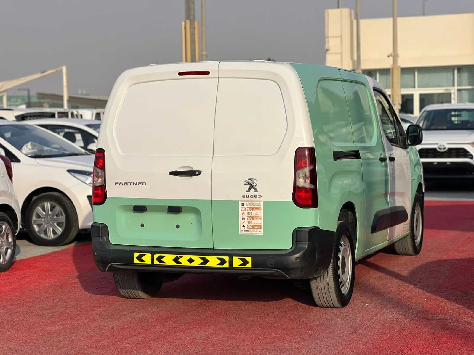 بيجو بارتنر 2022