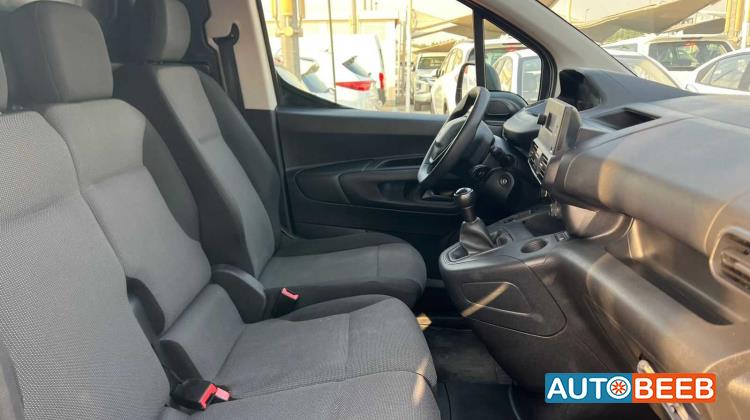 بيجو بارتنر 2022