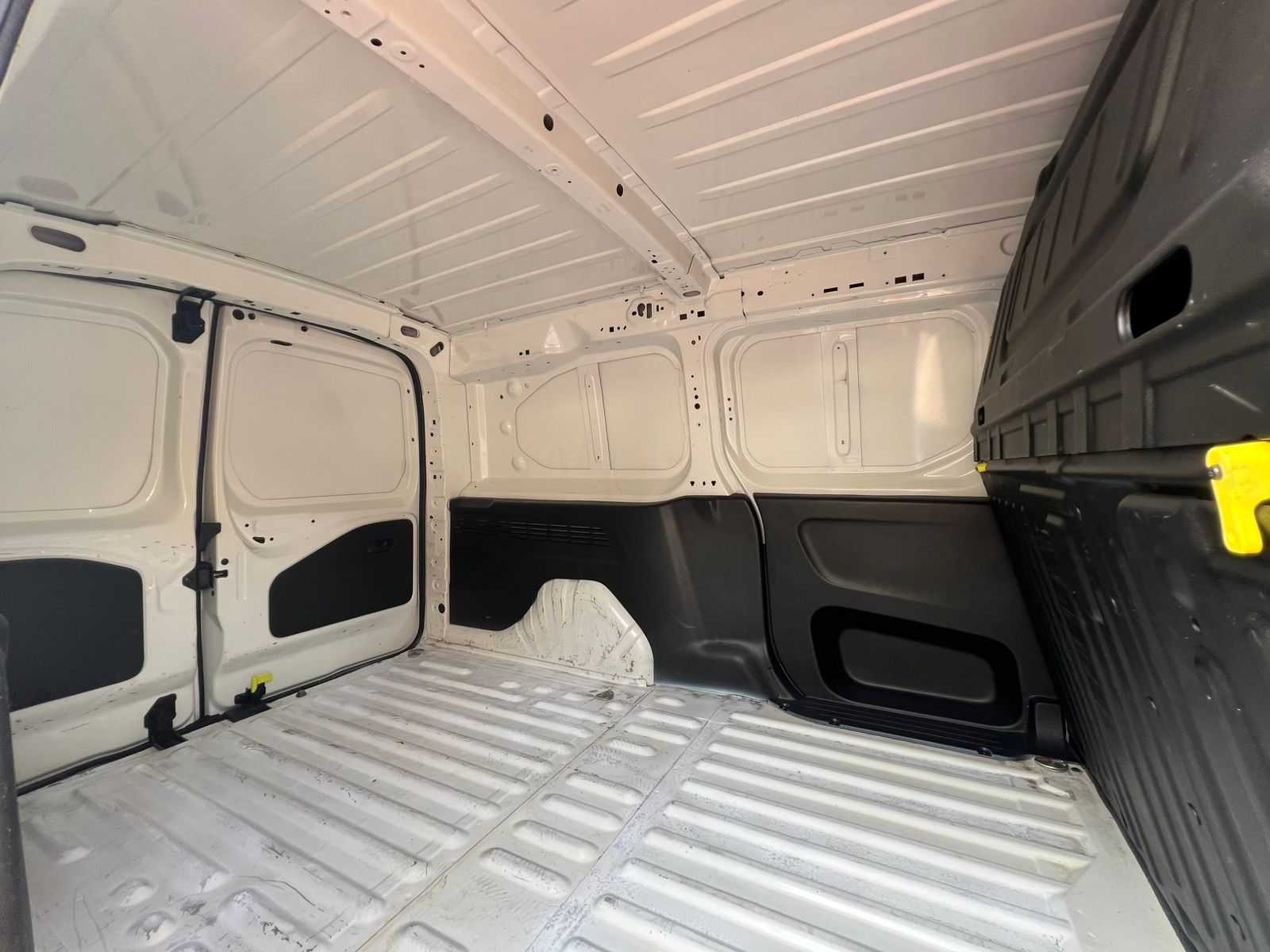 بيجو بارتنر 2022