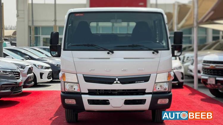 Mitsubishi Canter 2022