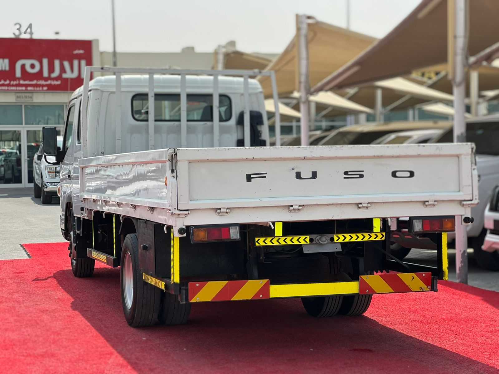 Mitsubishi Canter 2022