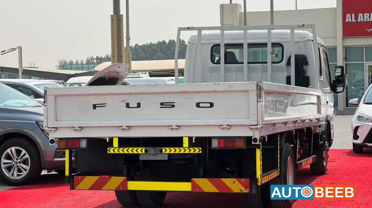 Mitsubishi Canter 2022