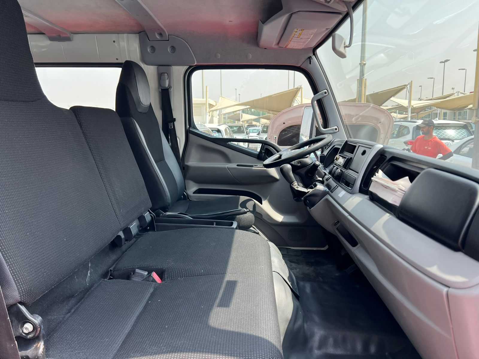 Mitsubishi Canter 2022