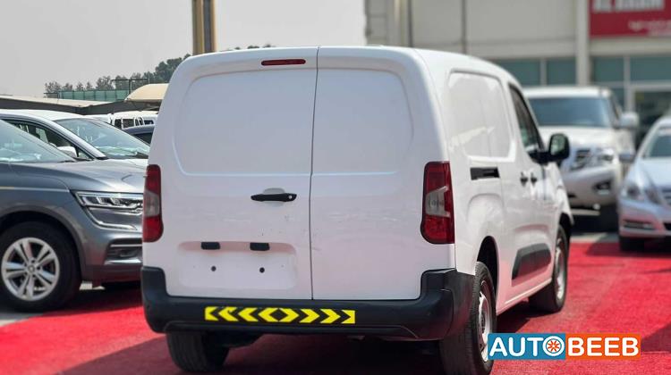 Peugeot Partner 2022