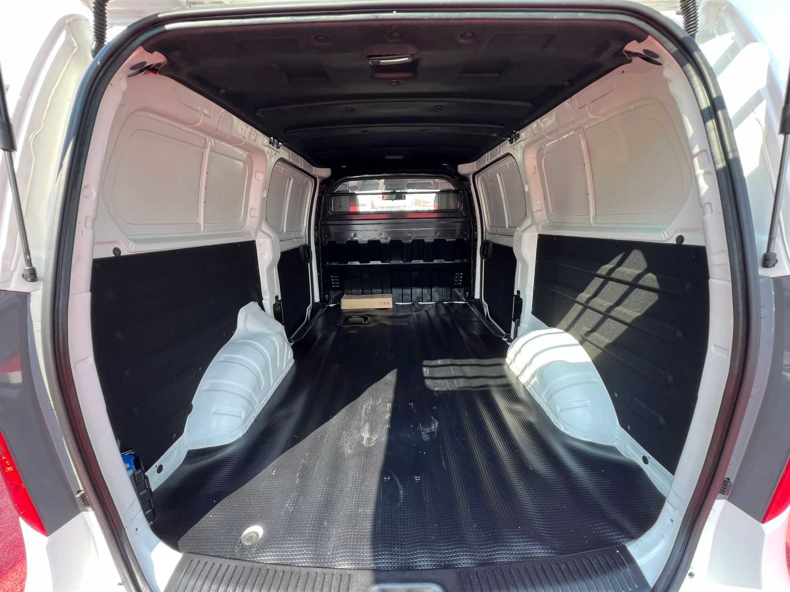 Minivan Hyundai 2021