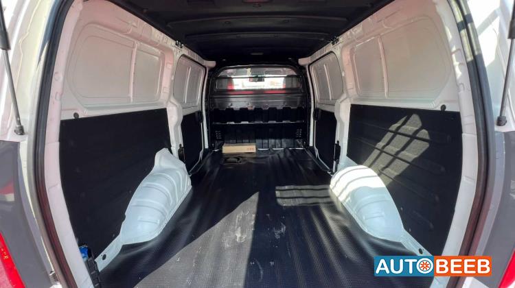 Minivan Hyundai 2021