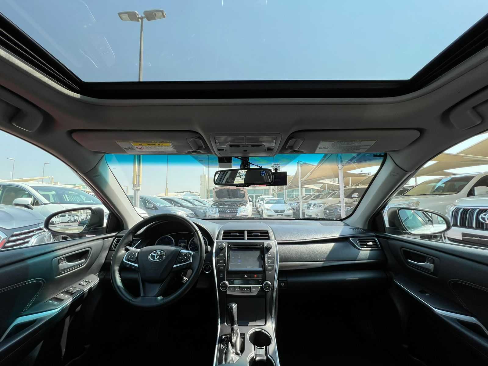 تويوتا كامري 2015