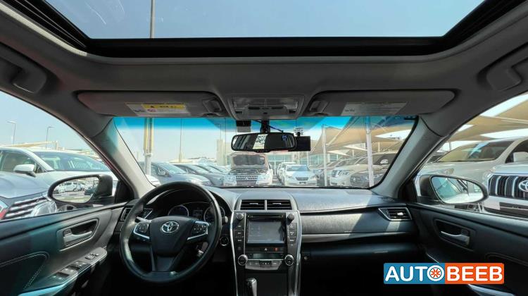 تويوتا كامري 2015