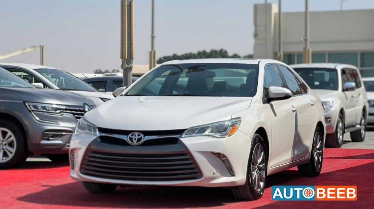 تويوتا كامري 2015