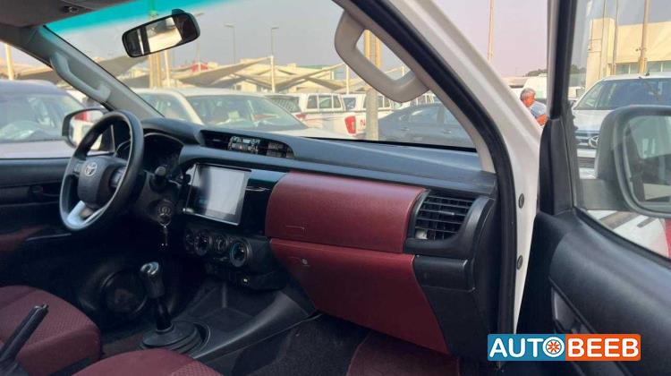 Toyota Hilux 2024