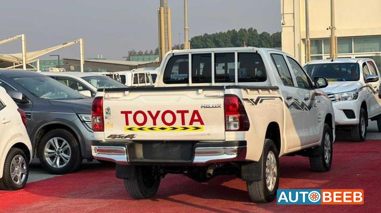 Toyota Hilux 2024