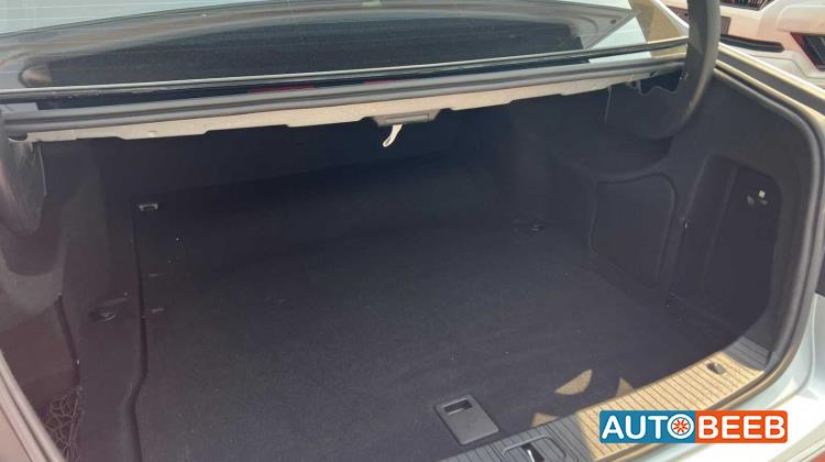 Mercedes Benz E300 2011