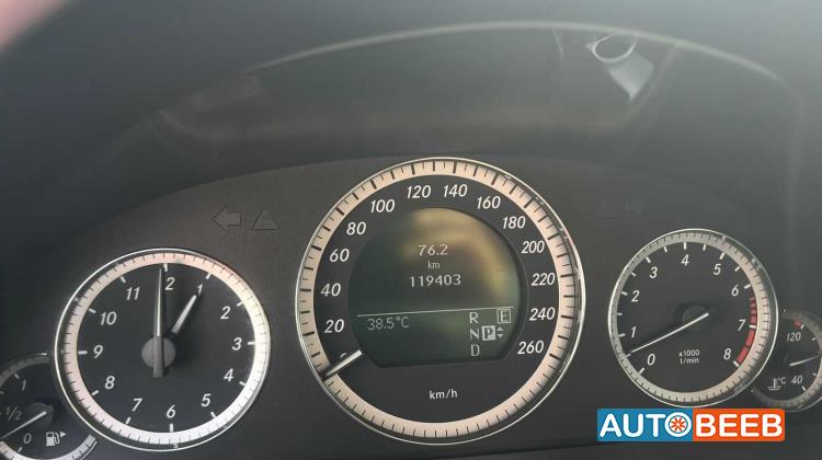 Mercedes Benz E300 2011