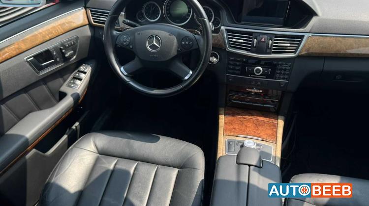Mercedes Benz E300 2011