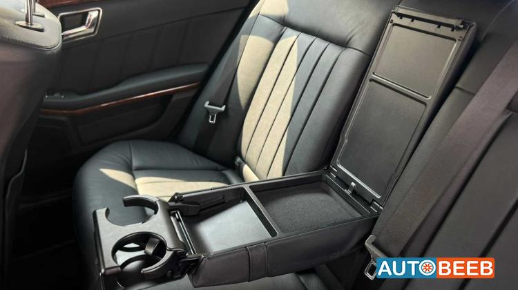 Mercedes Benz E300 2011