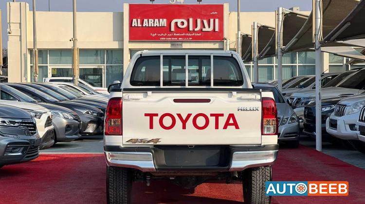Toyota Hilux 2024