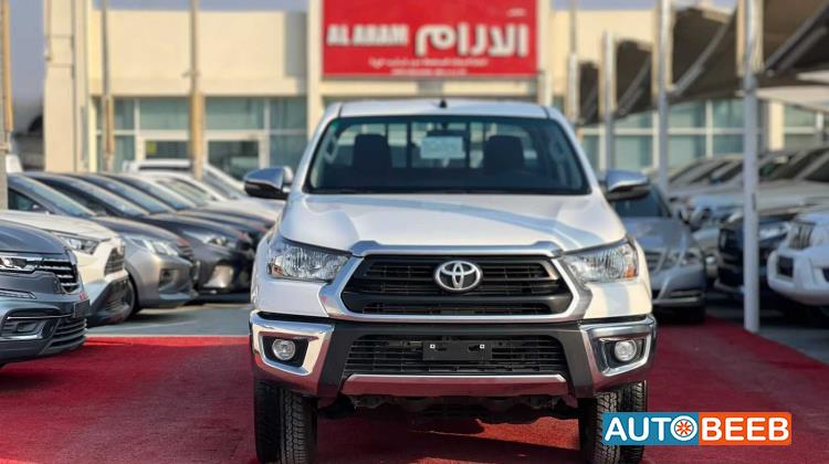 Toyota Hilux 2024