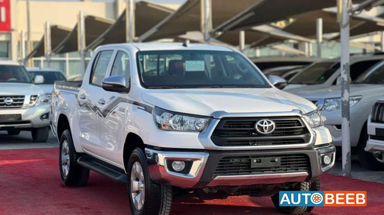 Toyota Hilux 2024