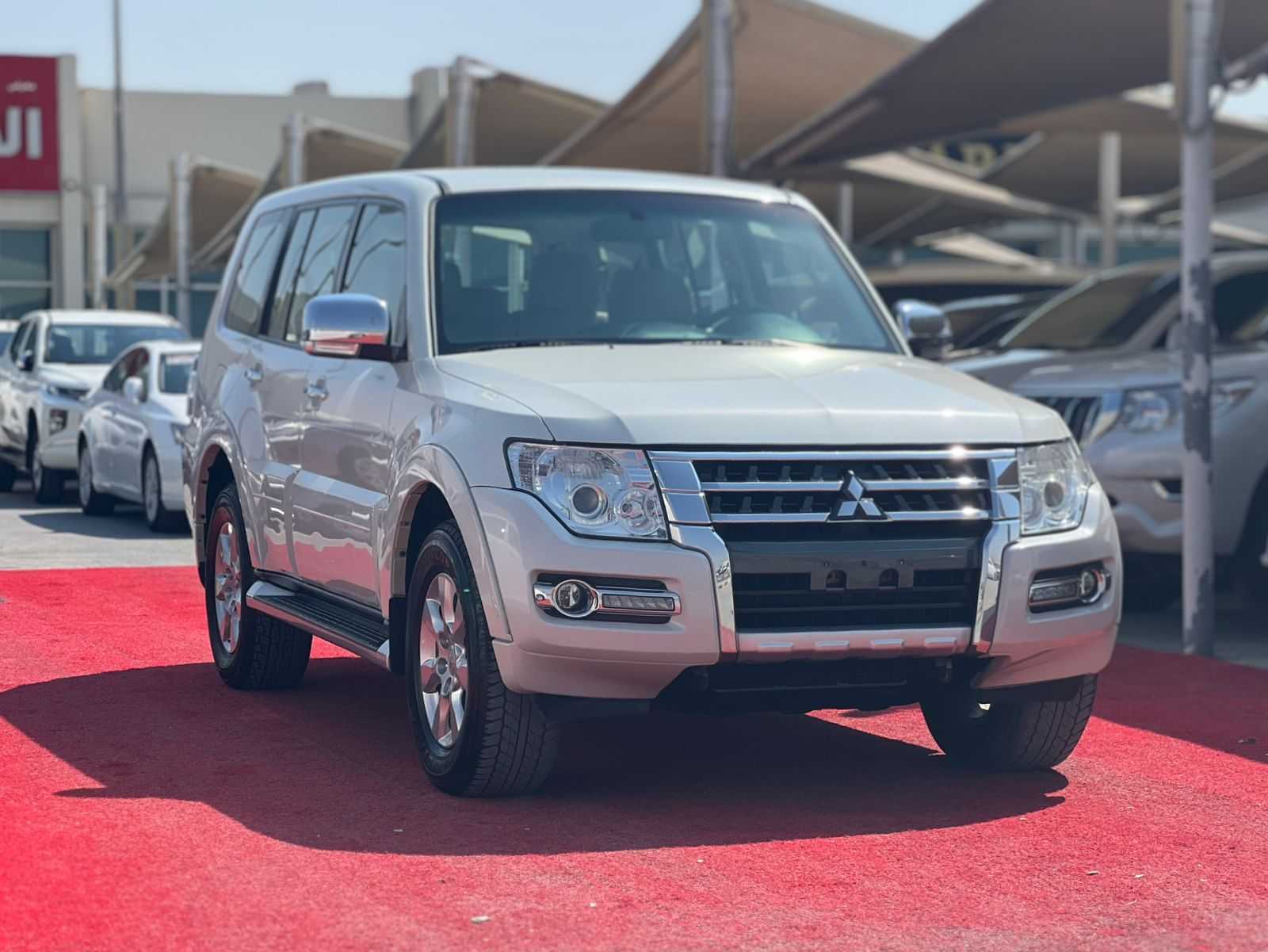 Mitsubishi Pajero 2016