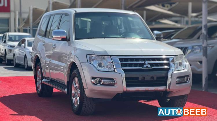 Mitsubishi Pajero 2016